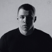 Macan – Первая буква имени